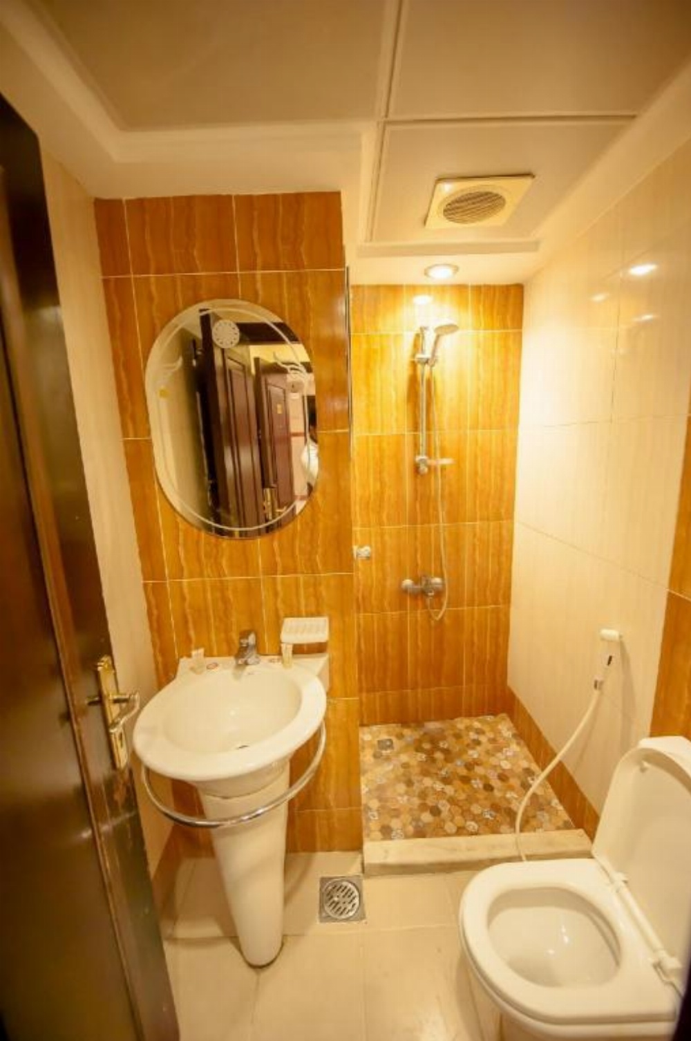 Sadan Plaza Hotel Image 22